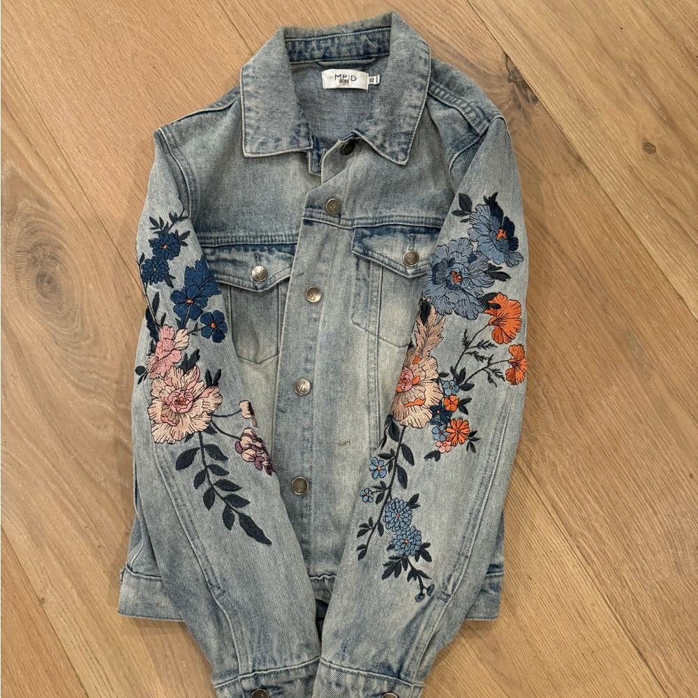 Oversized denim jacket with floral sleeves size XS
